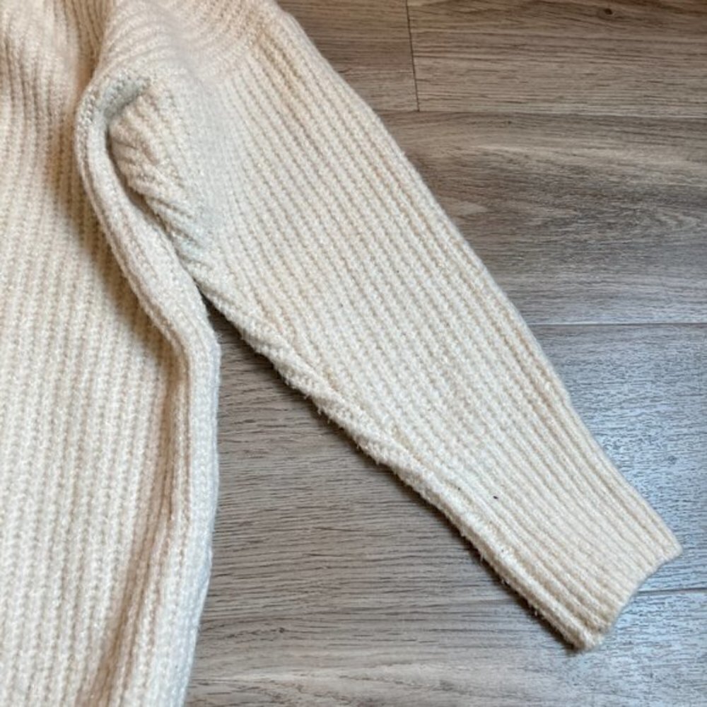 Forever 21 Contemporary Wool Blend Cream Turtleneck Chunky Oversize Sweater - Picture 5 of 7